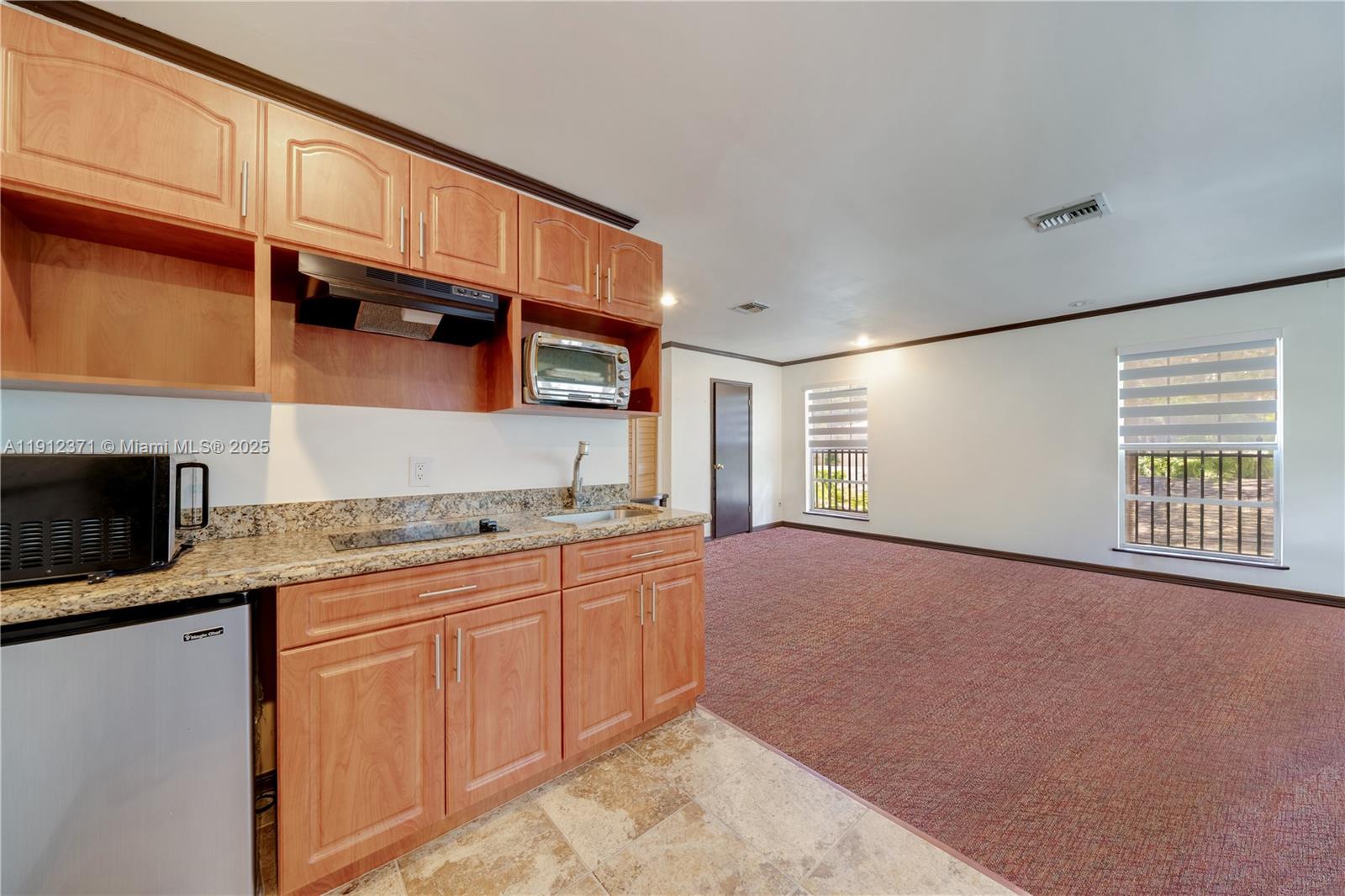 H R PEACOCKS SUB PENT HOM - Residential