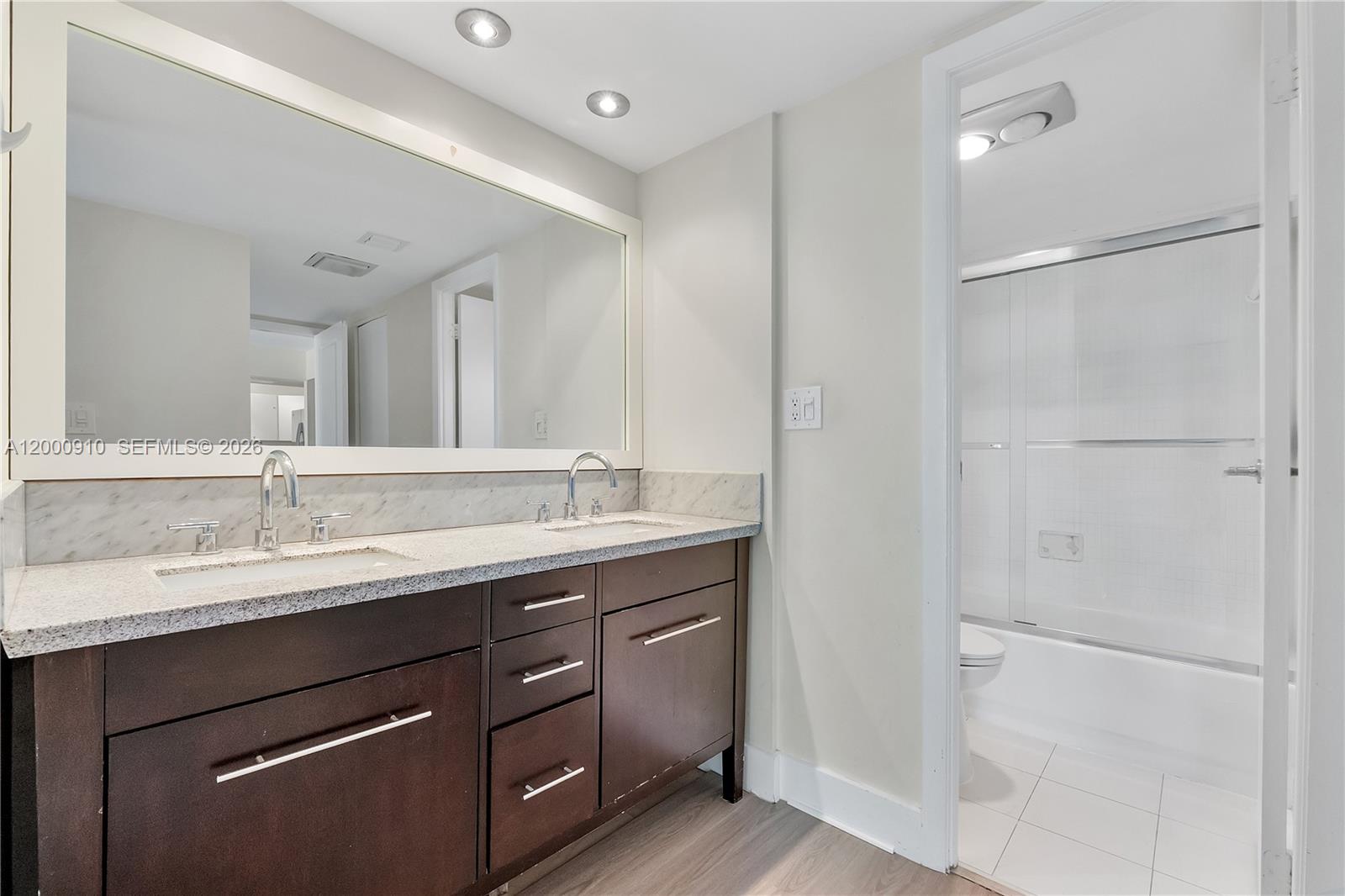 CORONADO CONDO - TOWER II - Residential