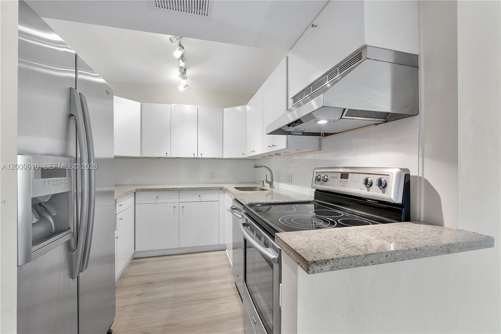 CORONADO CONDO - TOWER II - Residential
