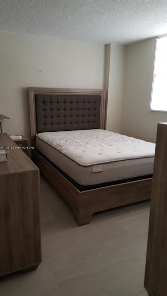 ROYAL PARK CONDO - Residential