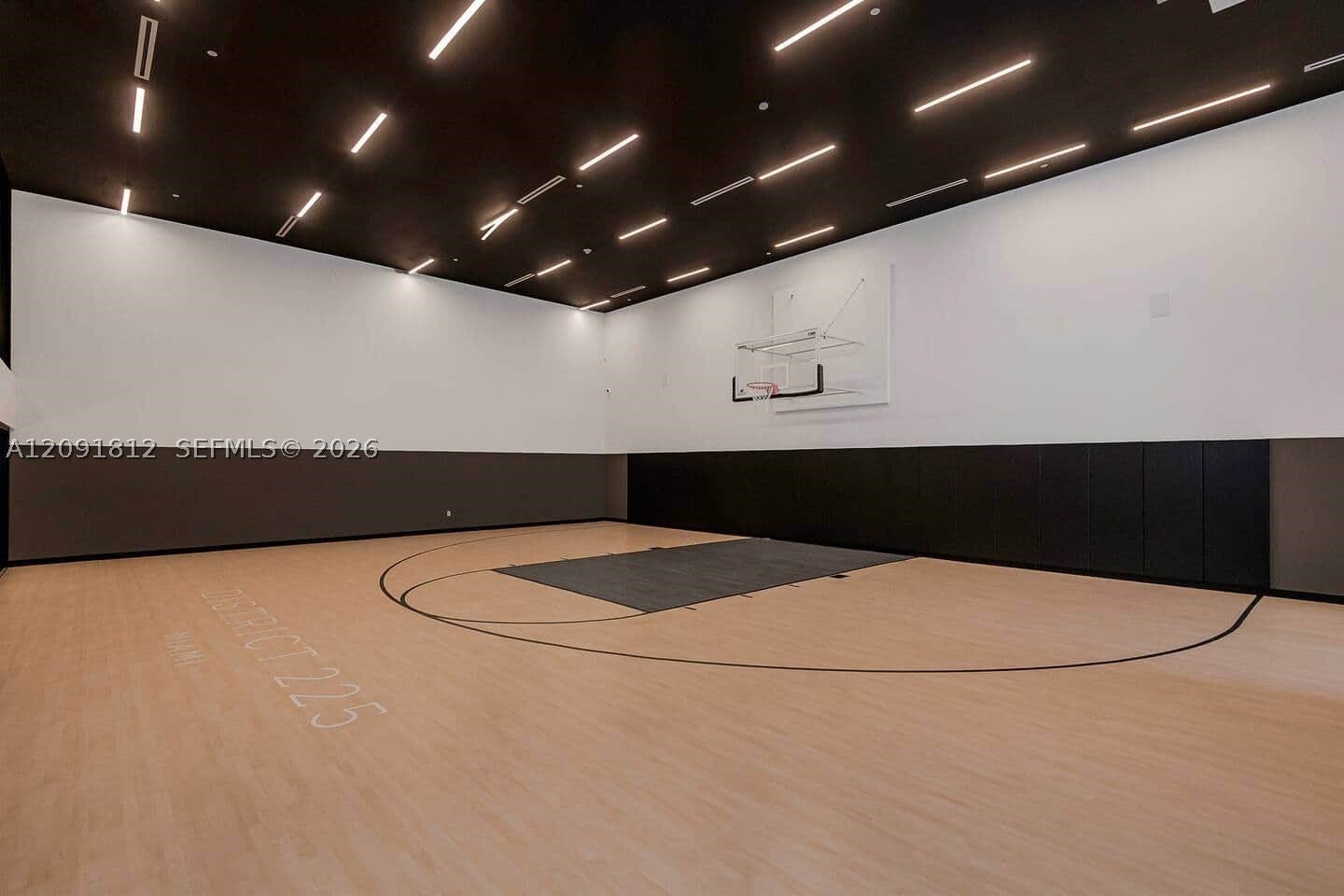 225 2nd St 3102