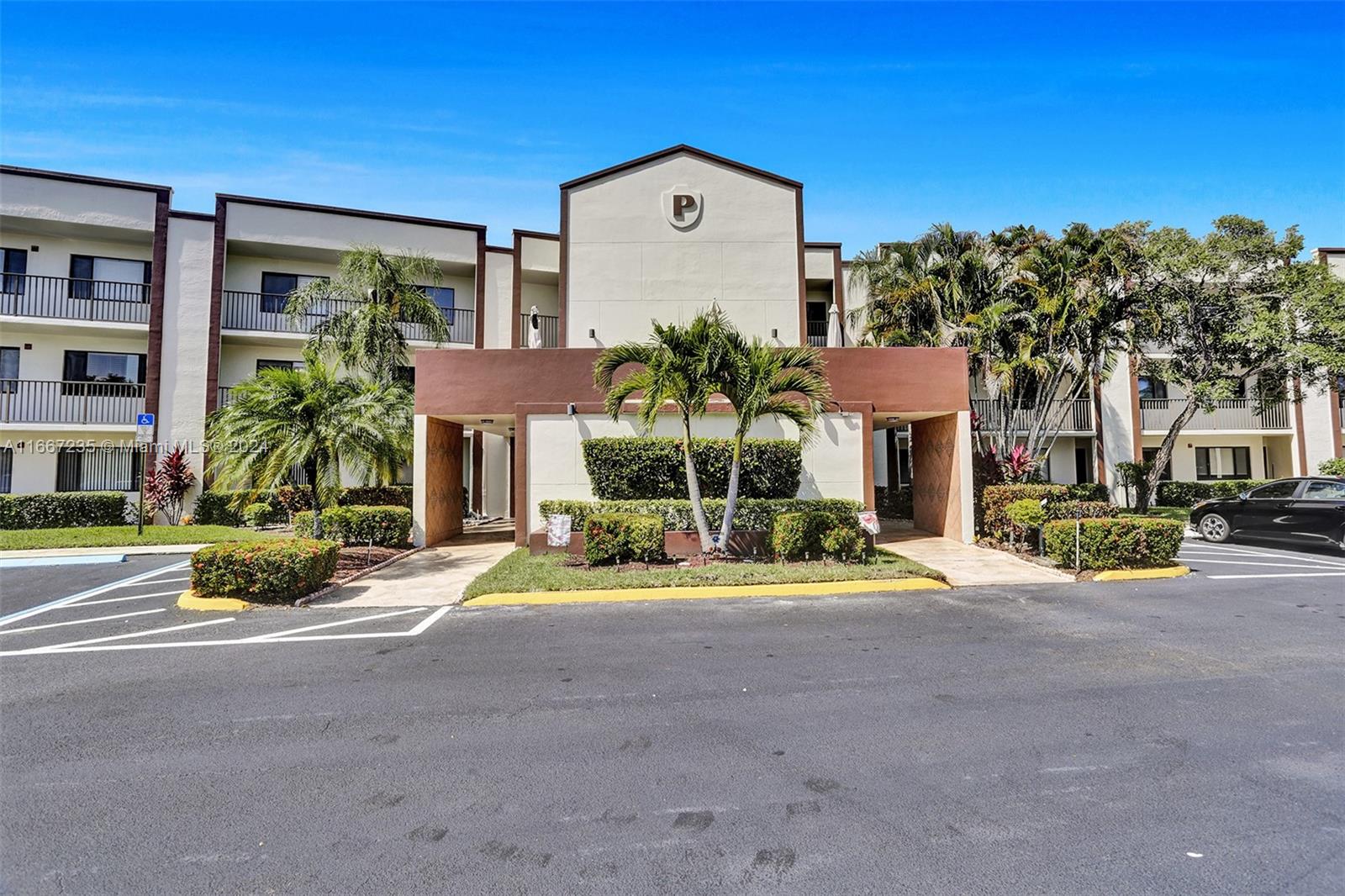 Property for Sale at 9567 N Belfort Cir 205, Tamarac, Broward County, Florida - Bedrooms: 2 
Bathrooms: 2  - $222,000