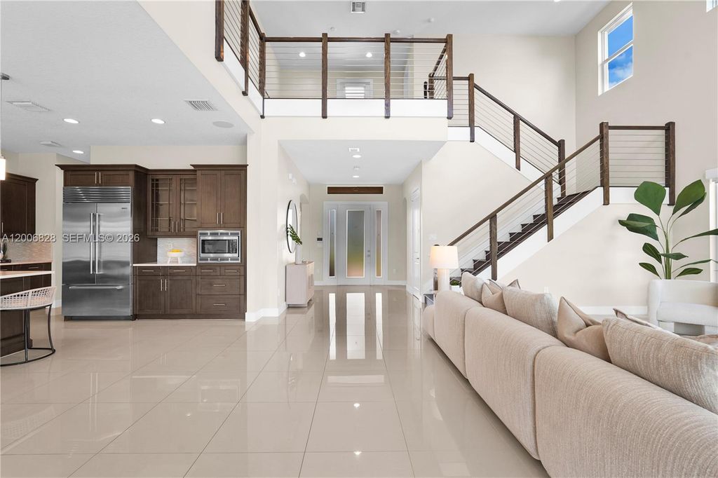 Photo of 5458 E Stillwater Shores Dr, Davie, FL 33314 (MLS # A12006828)