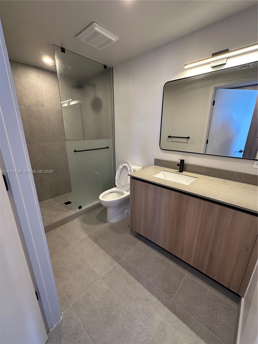 501 FIRST RESIDENCES CONDO - Residential Lease