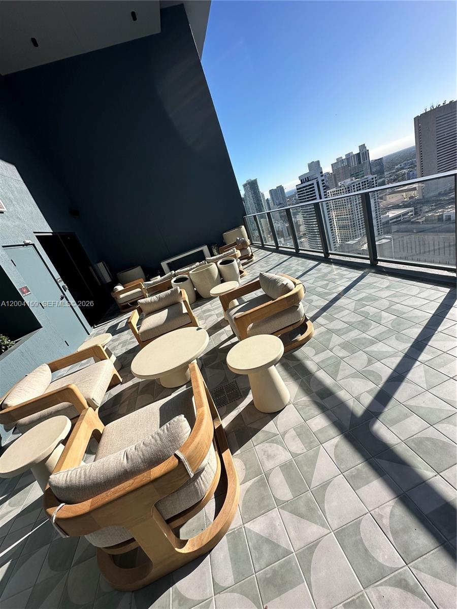 501 FIRST RESIDENCES CONDO - Residential Lease