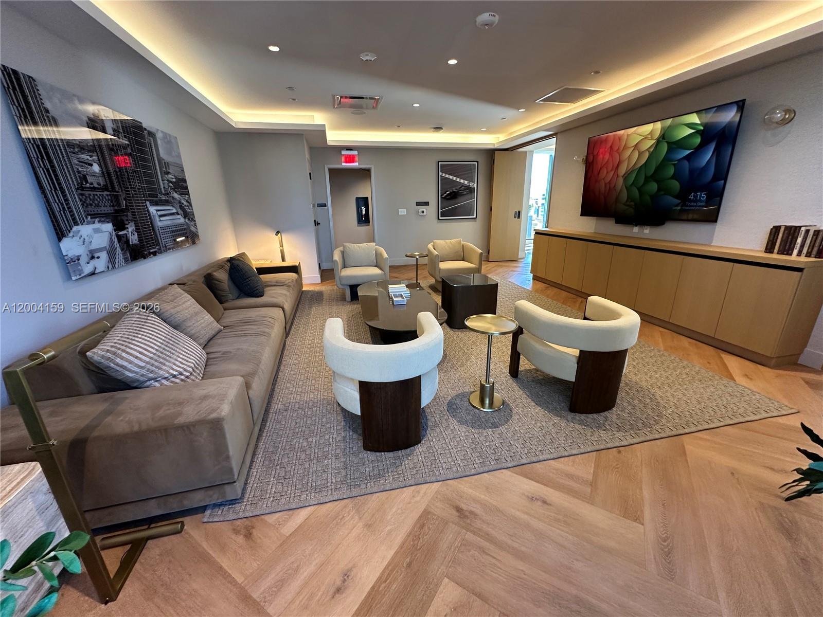 501 FIRST RESIDENCES CONDO - Residential Lease