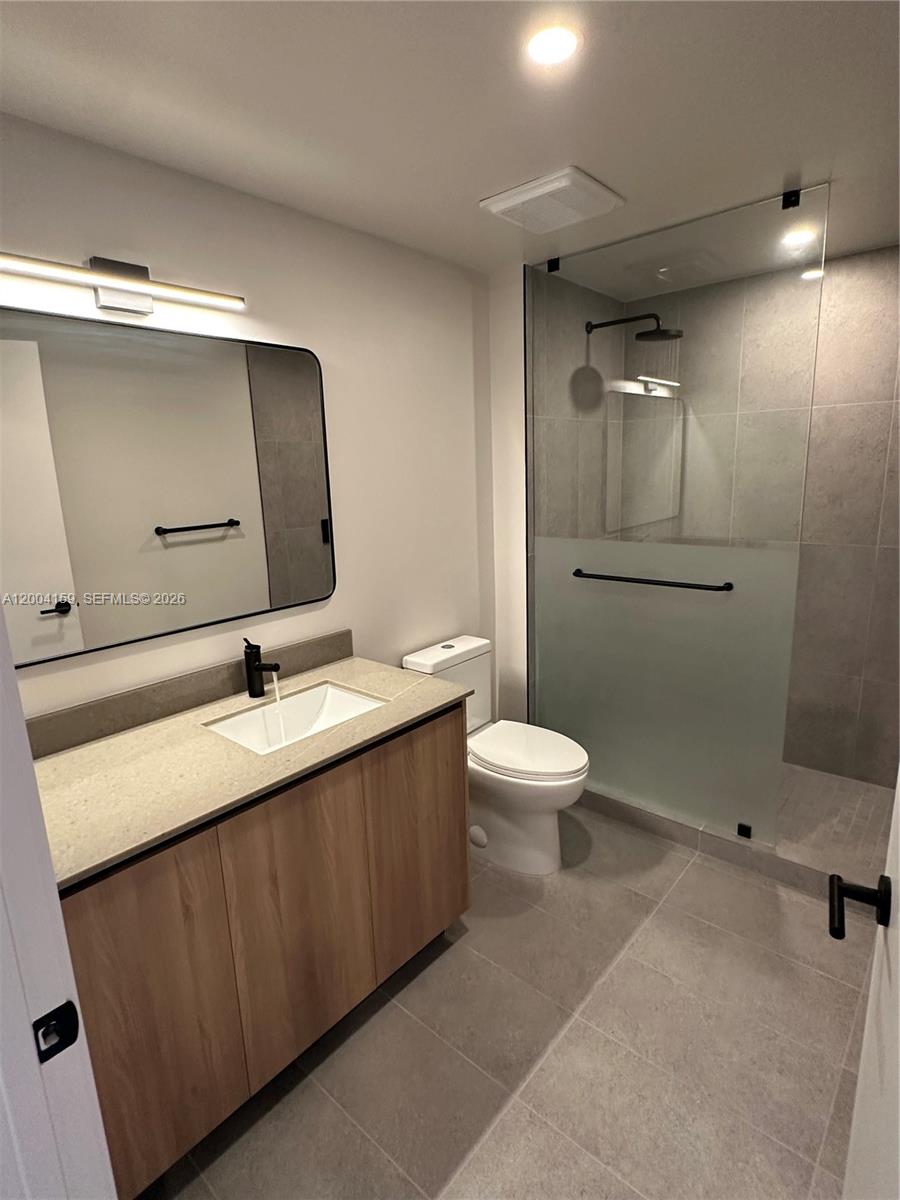 501 FIRST RESIDENCES CONDO - Residential Lease
