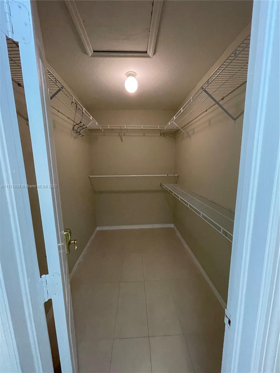 UNIVERSITY PARK WEST SEC - Residential Lease