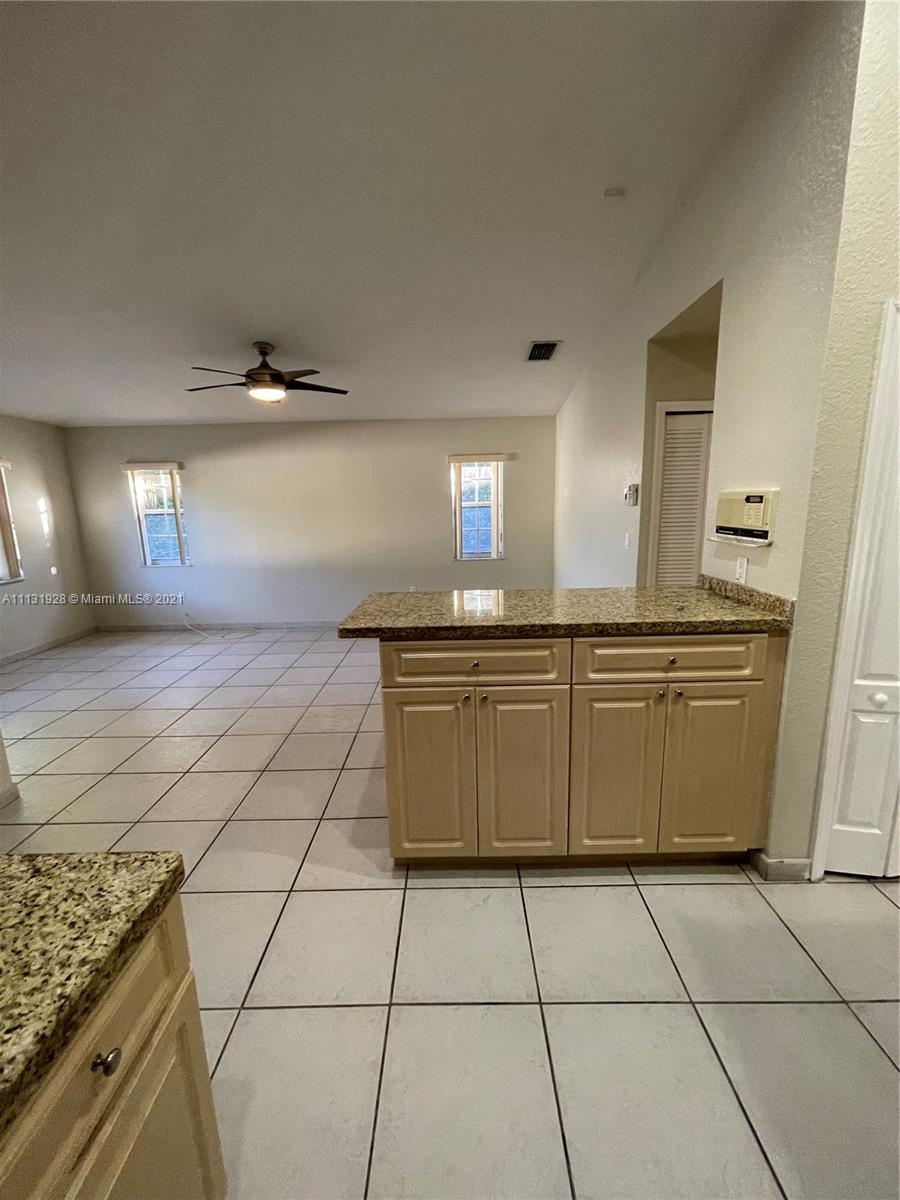 UNIVERSITY PARK WEST SEC - Residential Lease