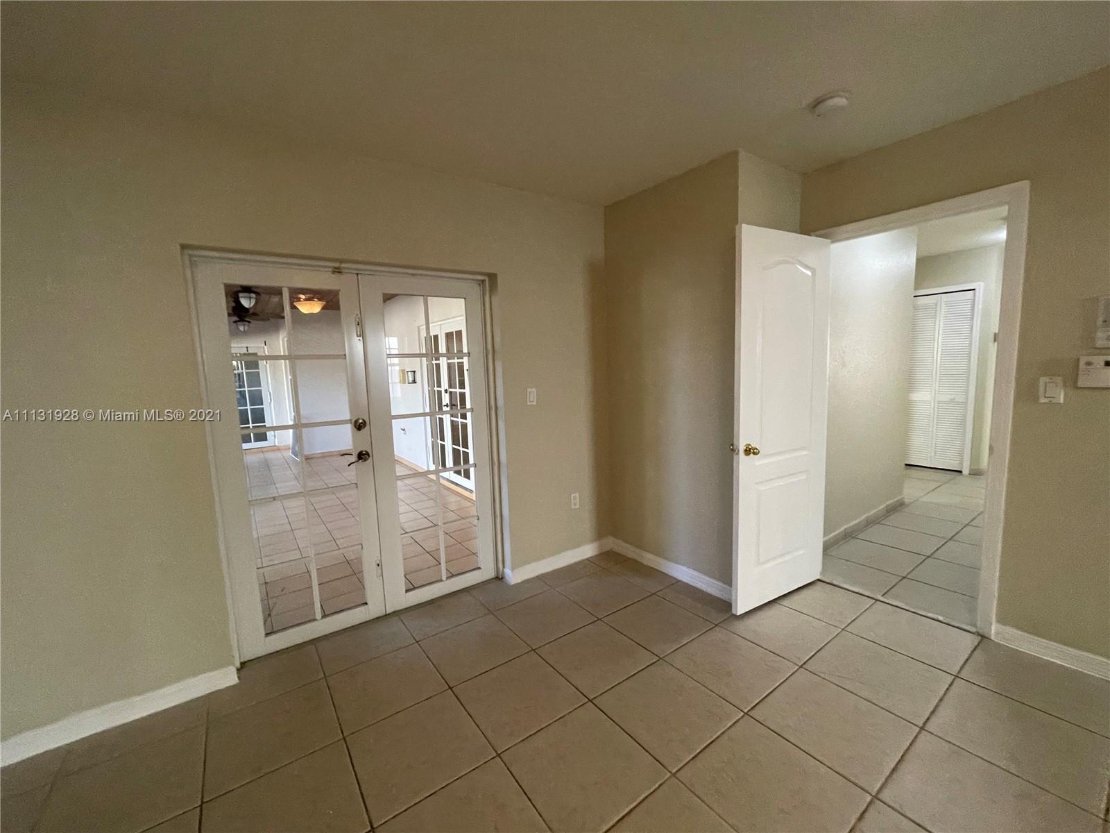 UNIVERSITY PARK WEST SEC - Residential Lease