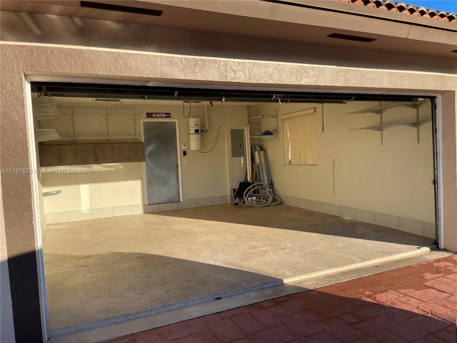 UNIVERSITY PARK WEST SEC - Residential Lease