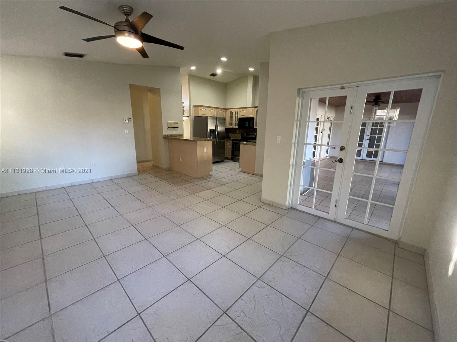 UNIVERSITY PARK WEST SEC - Residential Lease