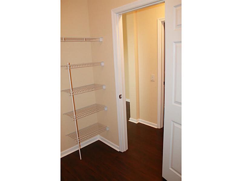 PALOMA LAKES CONDO NO 1 - Residential Lease