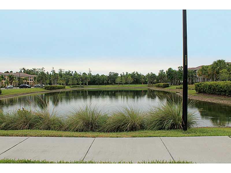 PALOMA LAKES CONDO NO 1 - Residential Lease