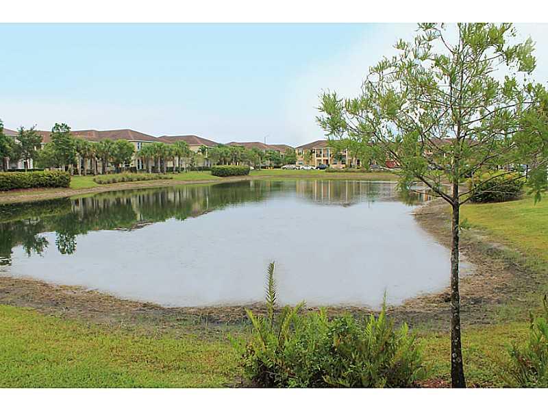 PALOMA LAKES CONDO NO 1 - Residential Lease