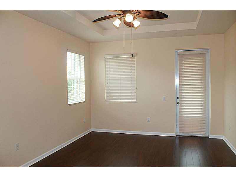PALOMA LAKES CONDO NO 1 - Residential Lease