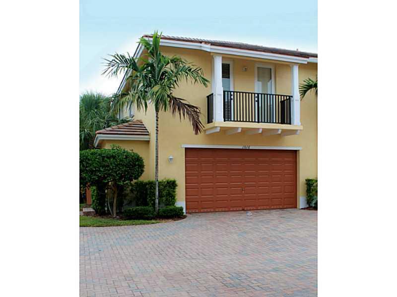 PALOMA LAKES CONDO NO 1 - Residential Lease