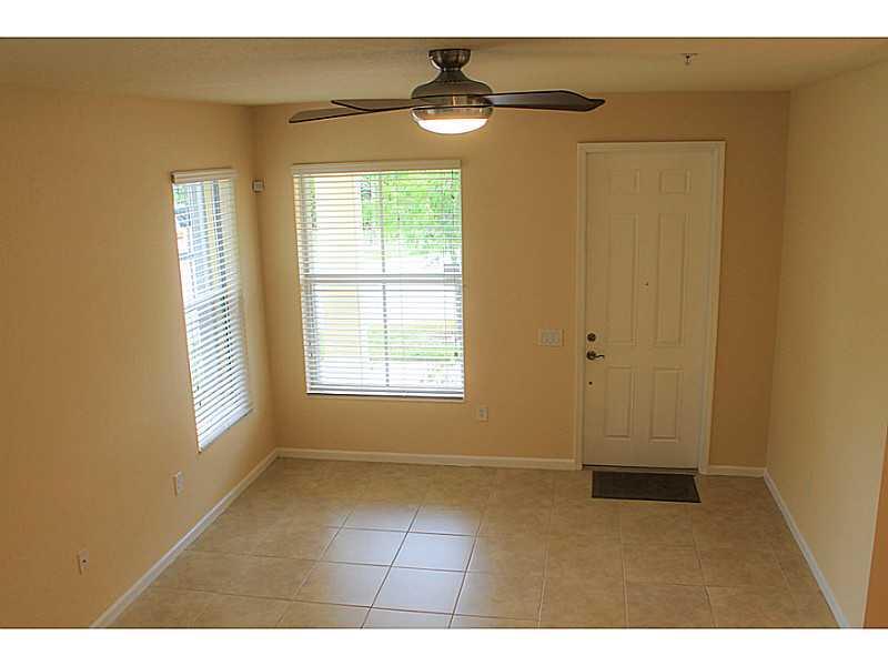 PALOMA LAKES CONDO NO 1 - Residential Lease