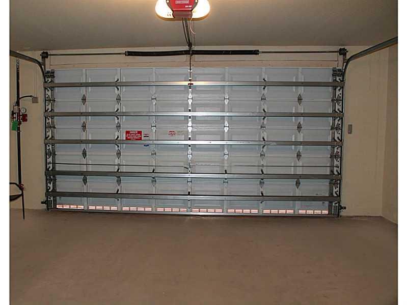 PALOMA LAKES CONDO NO 1 - Residential Lease