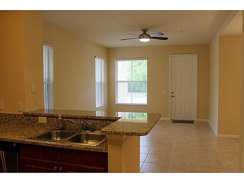 PALOMA LAKES CONDO NO 1 - Residential Lease