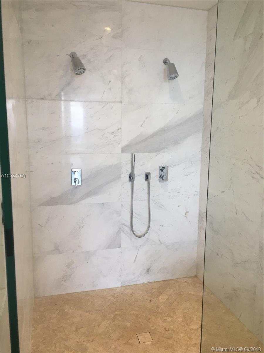 CLUB RESIDENCES AT PARK G - Residential Lease
