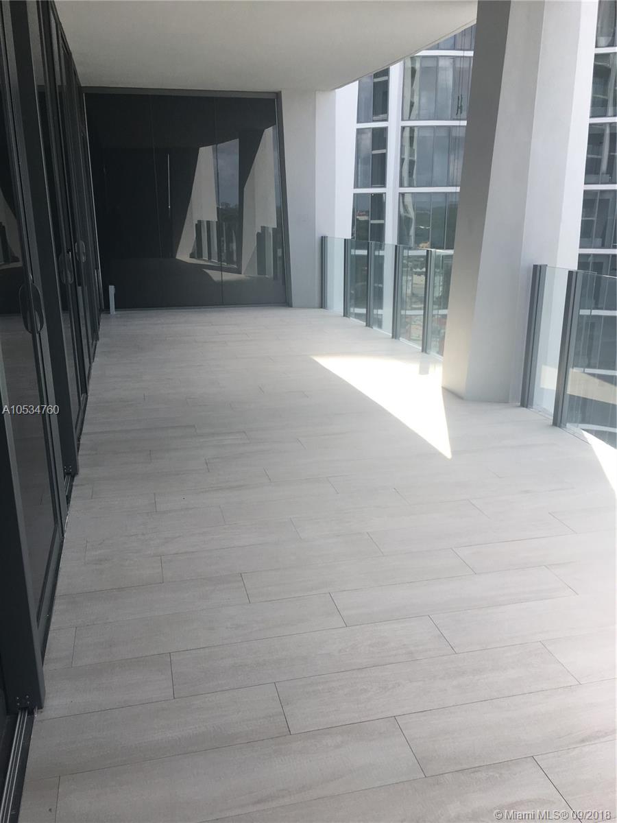 CLUB RESIDENCES AT PARK G - Residential Lease