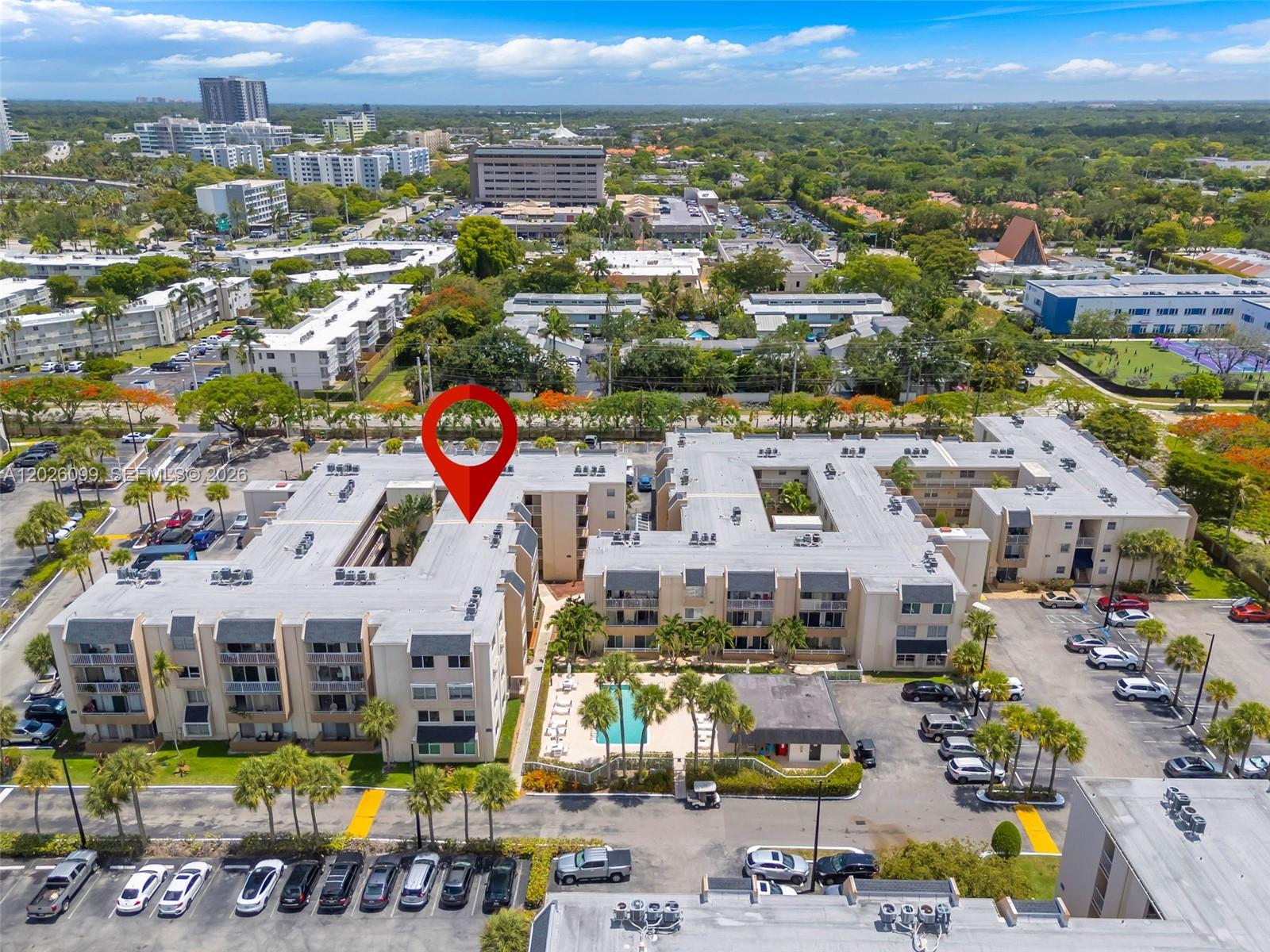 KINGS CREEK SO CONDO - Residential