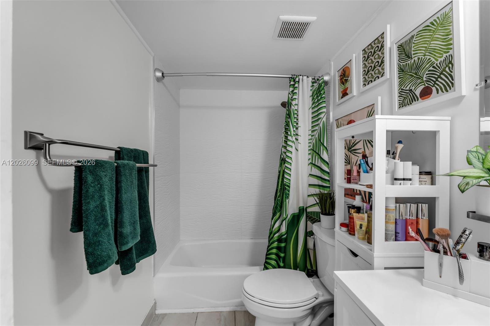 KINGS CREEK SO CONDO - Residential