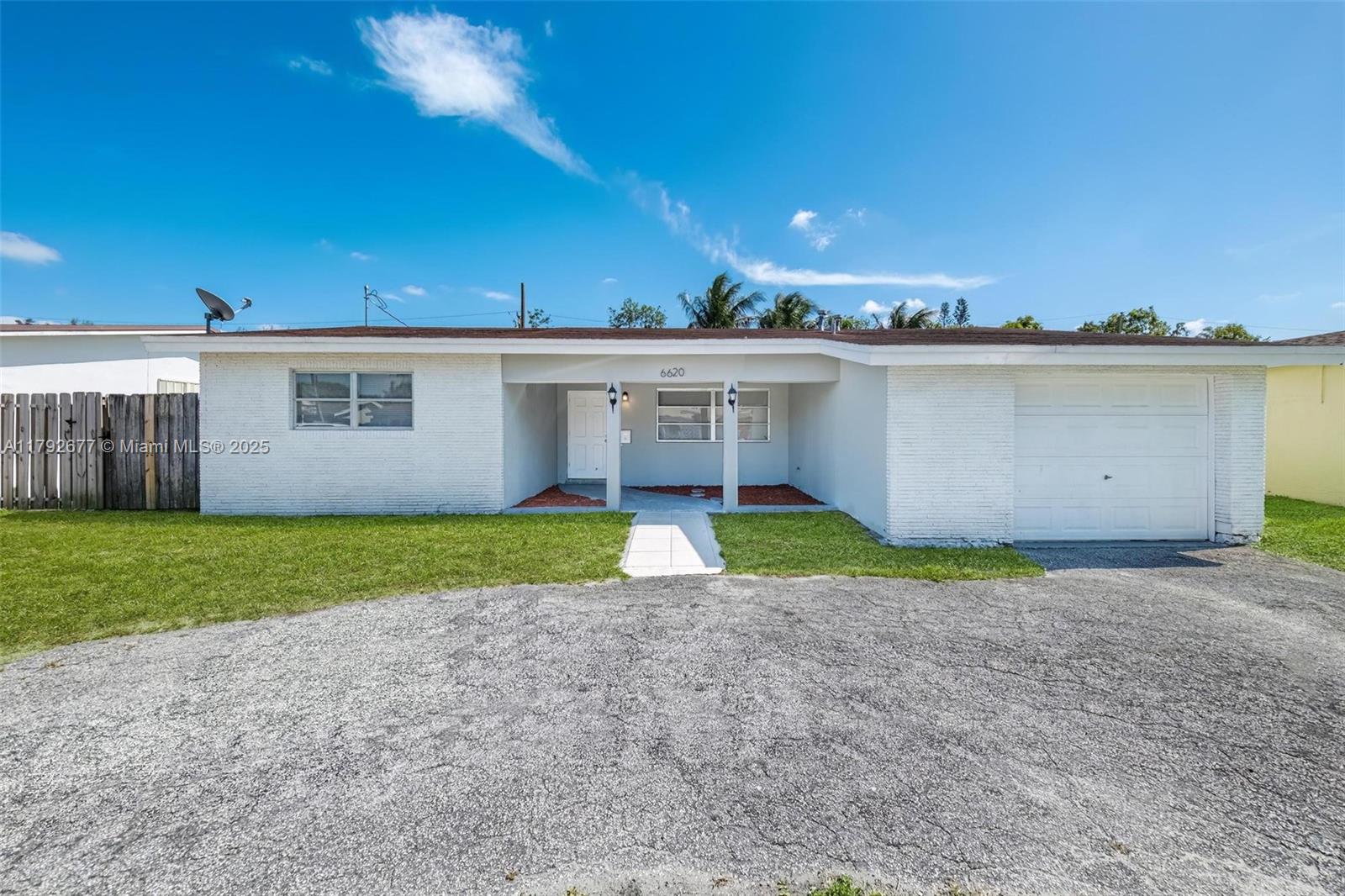 Property for Sale at 6620 Nw 21st Ct, Sunrise, Miami-Dade County, Florida - Bedrooms: 4 
Bathrooms: 2  - $500,000