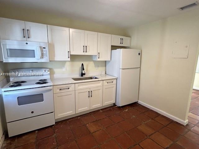 HALLANDALE GARDEN PARK - Residential Income