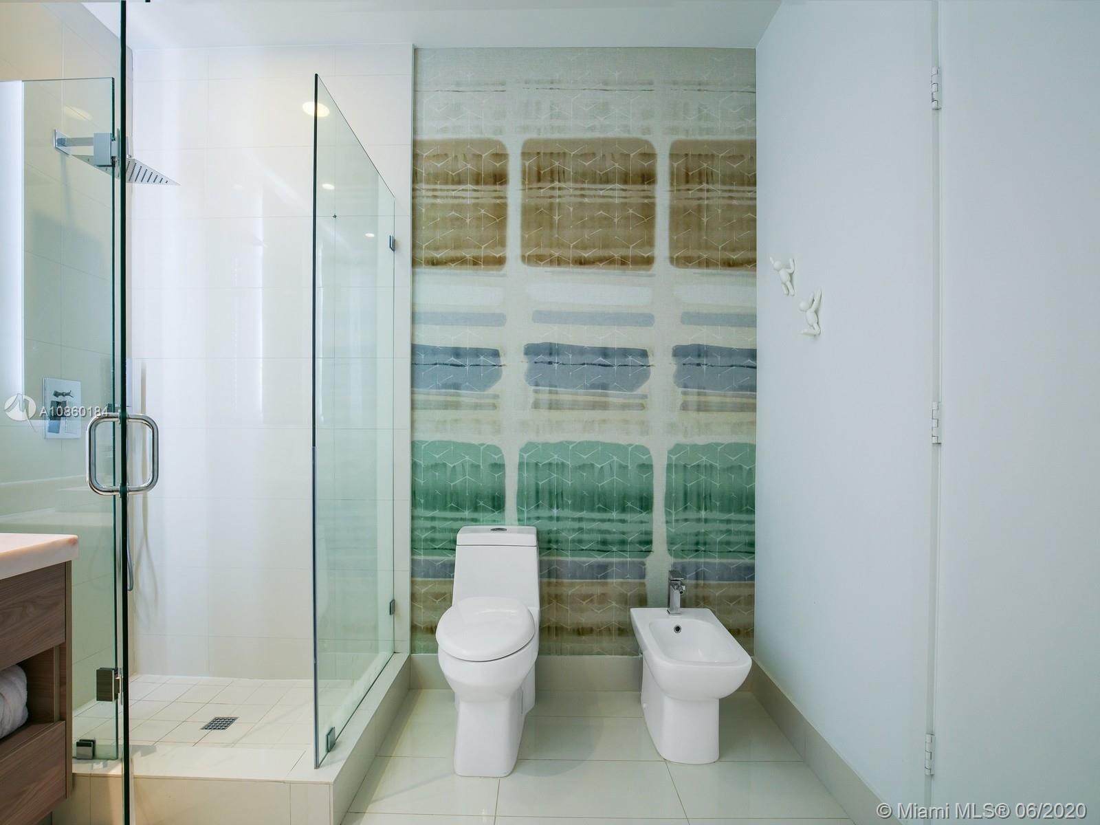 SLS BRICKELL - Residential