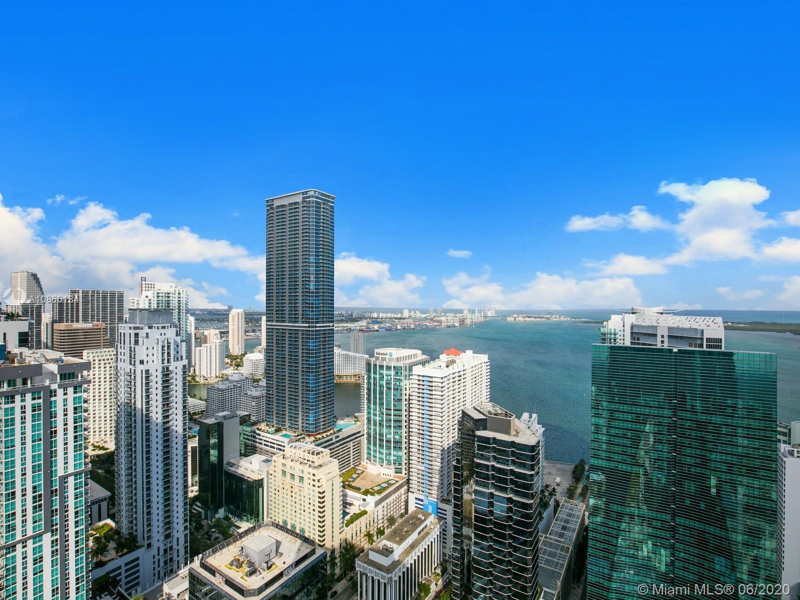 SLS BRICKELL - Residential