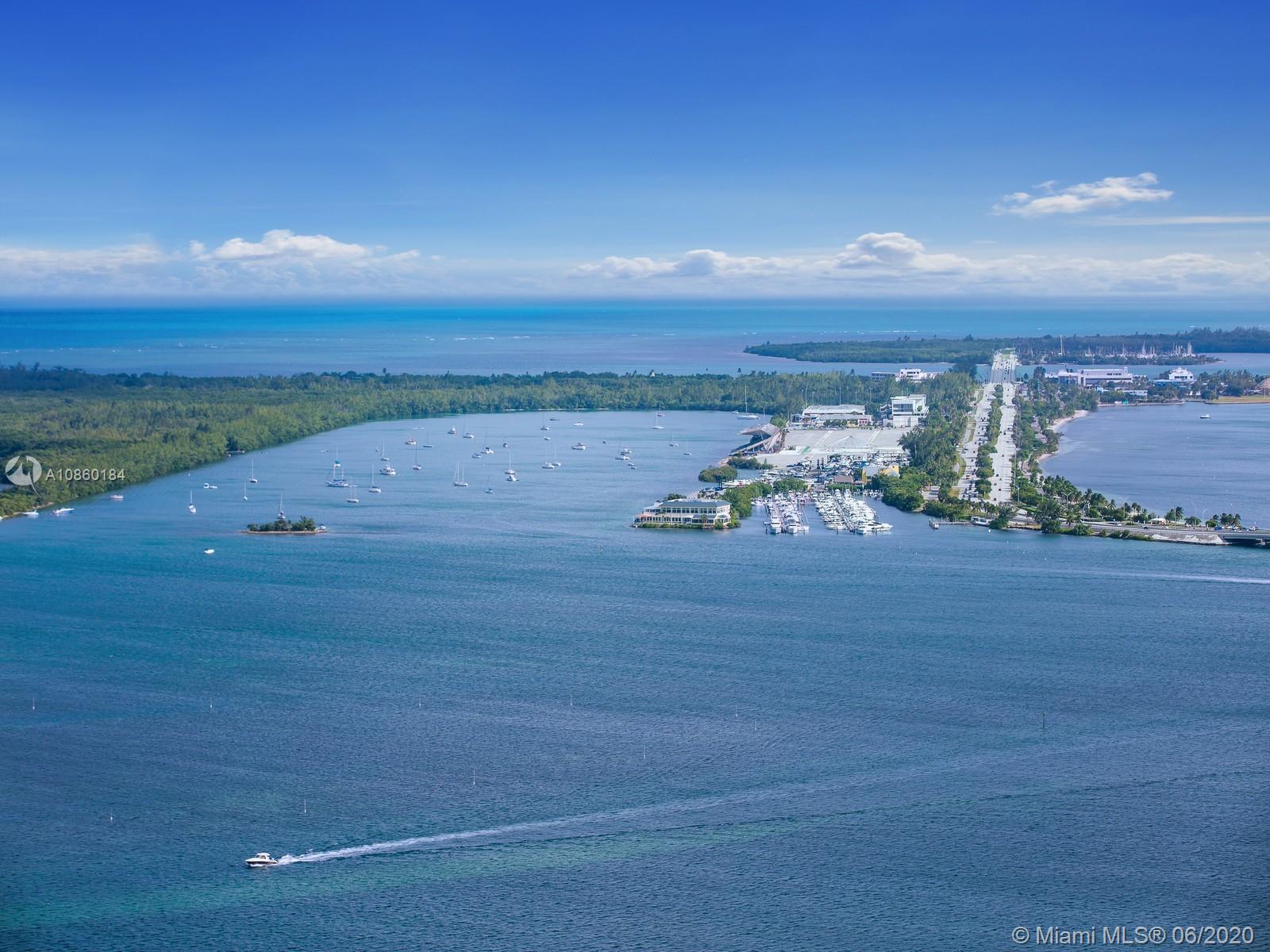 SLS BRICKELL - Residential