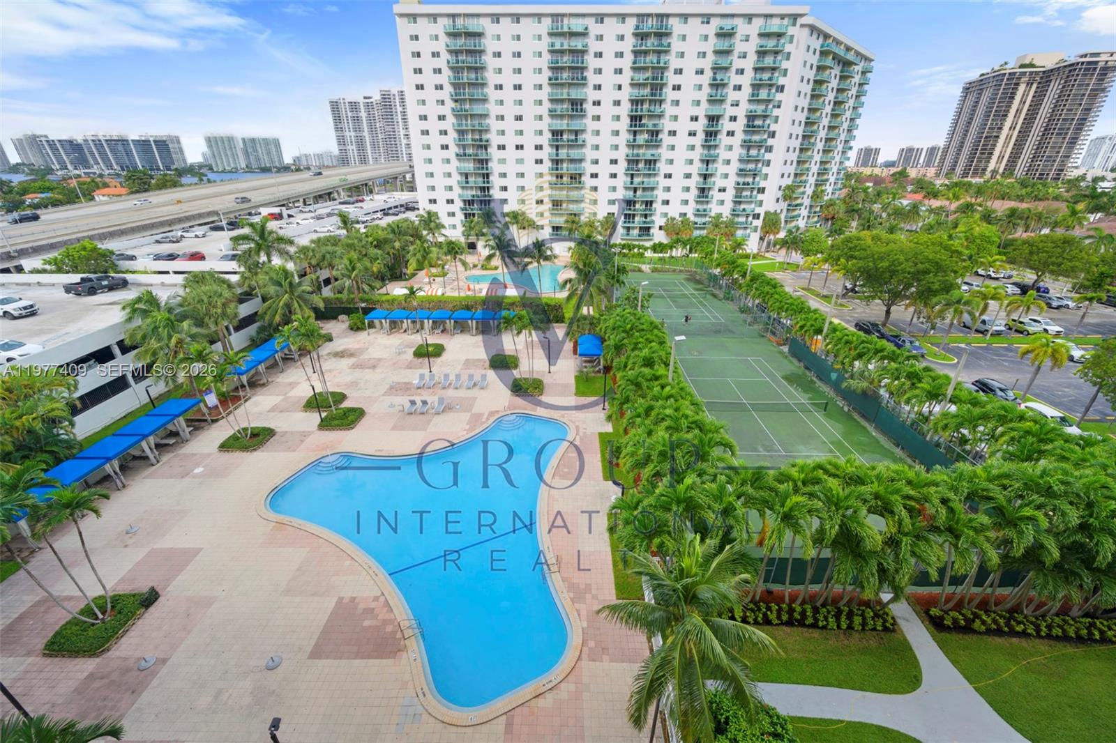 OCEAN RESERVE CONDO - Residential Lease