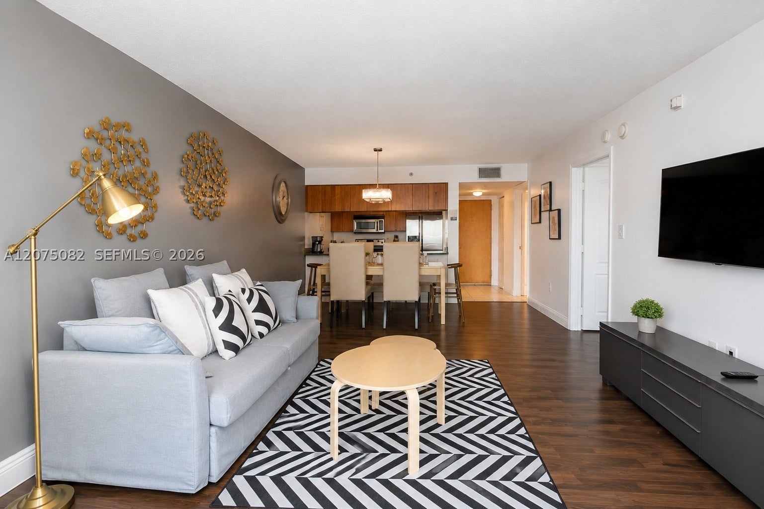 1200 Brickell Bay Dr 3207