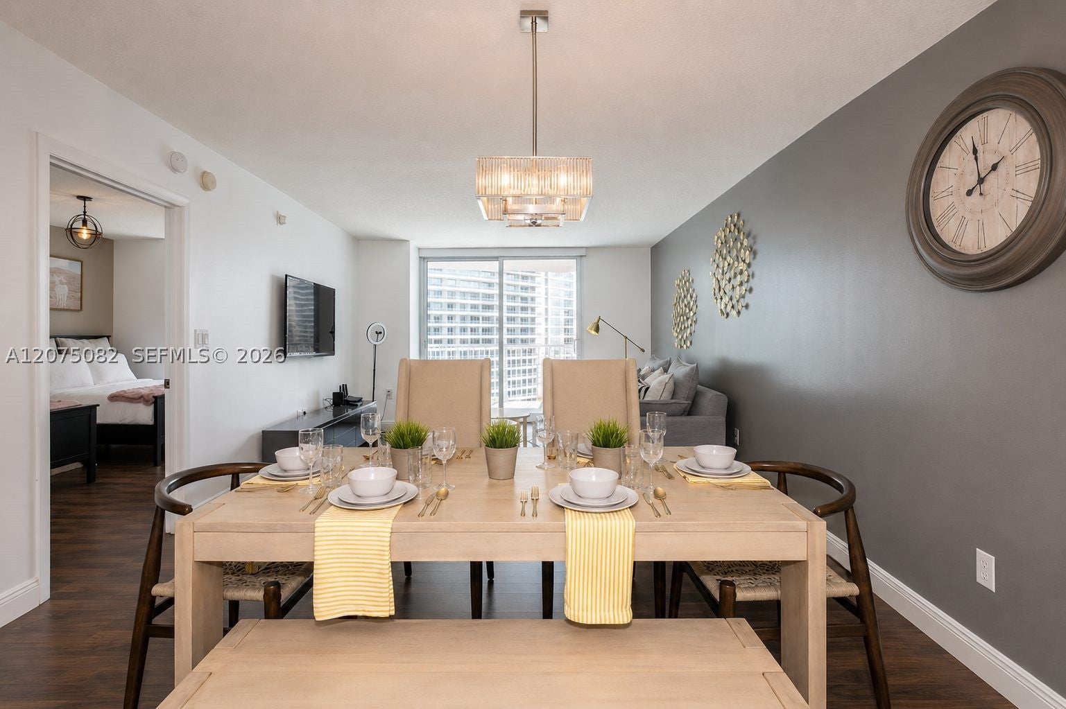 1200 Brickell Bay Dr 3207