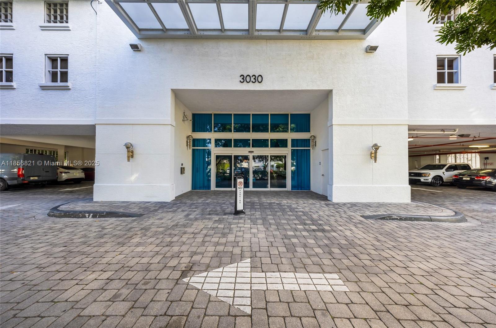 3030 NE 188th St 602