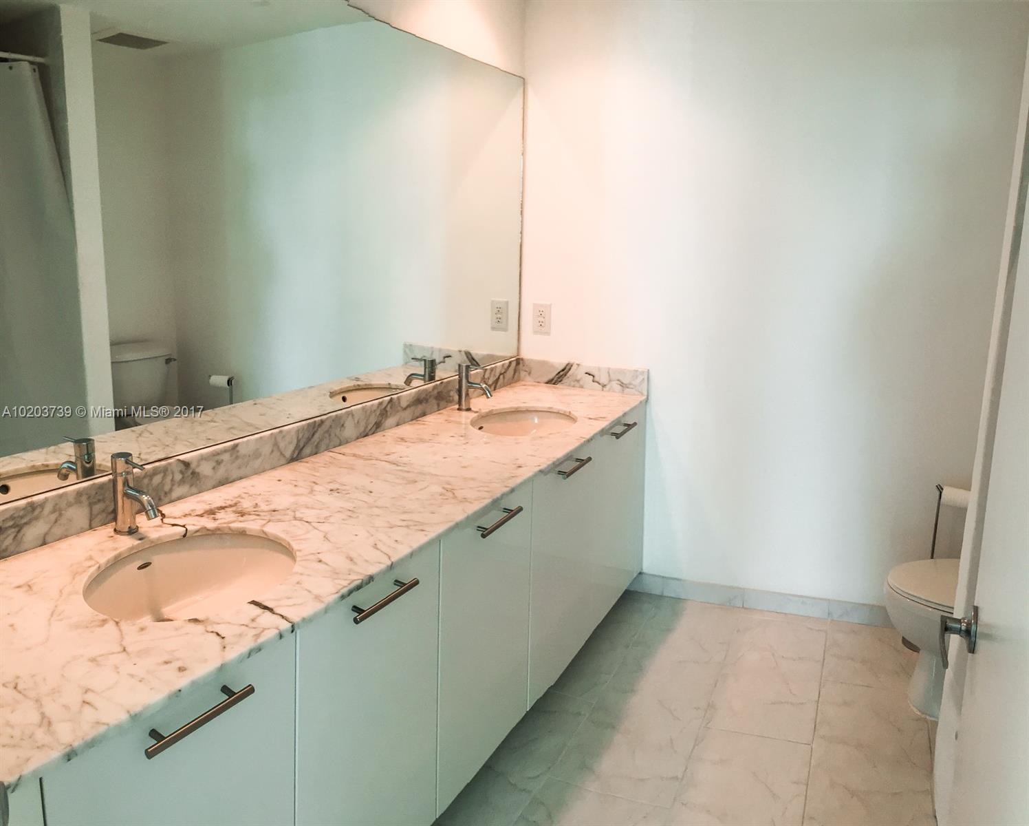 Plaza 901 Brickell Condo - Residential Lease