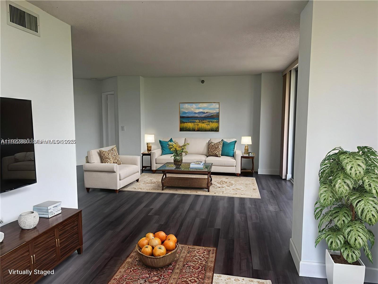 MYSTIC POINTE TOWER 600 C - Residential