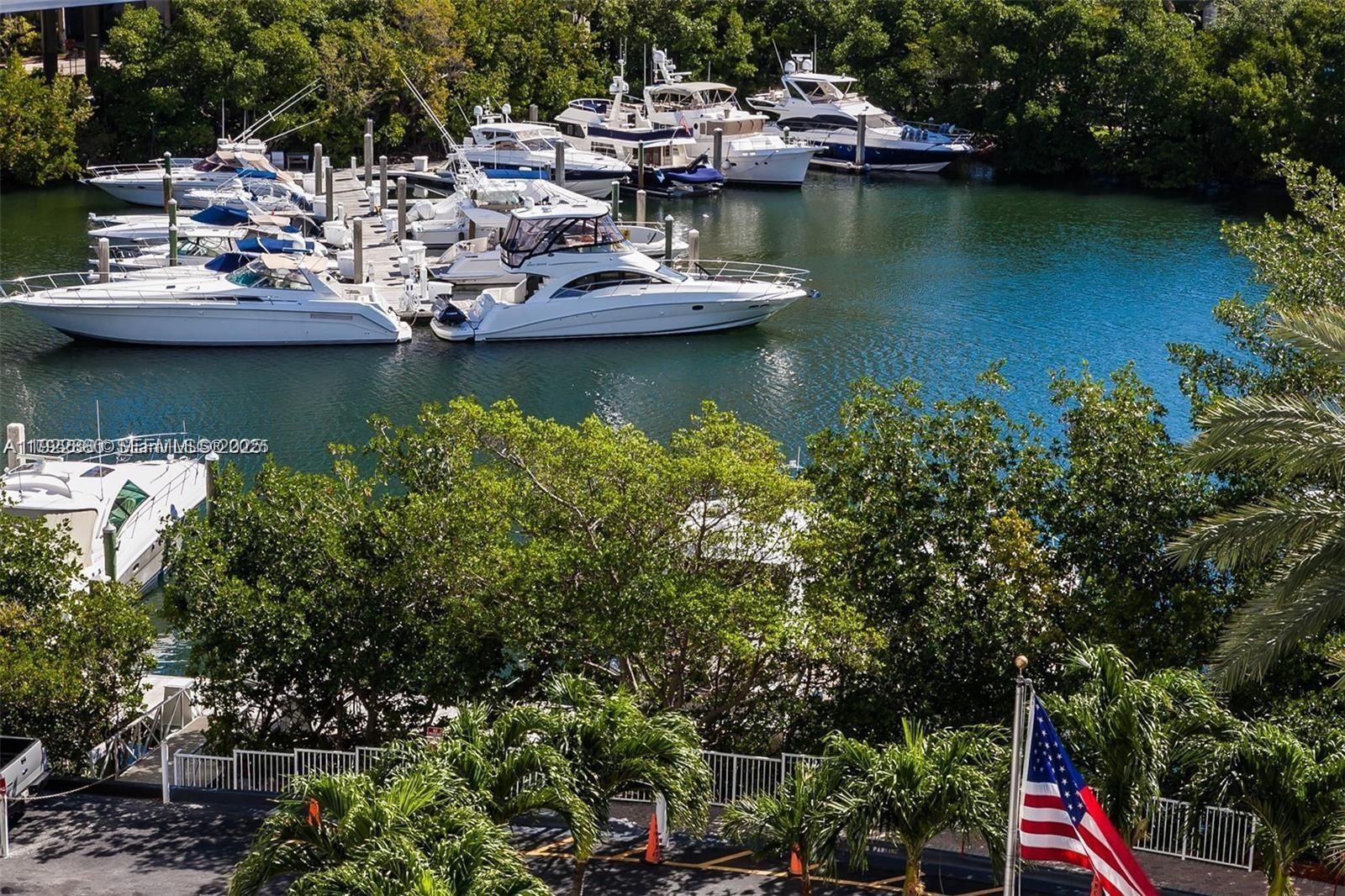 MYSTIC POINTE TOWER 600 C - Residential