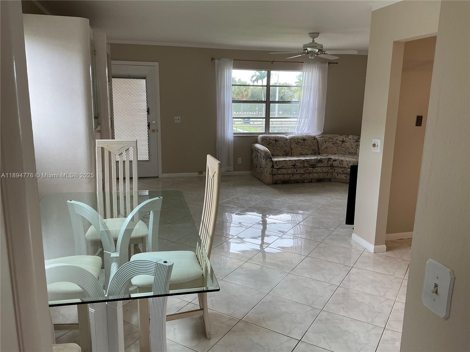 KINGS POINT BURGUNDY COND - Residential