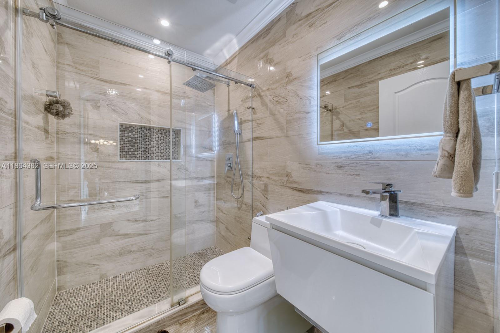 MARALEX HOMES - Residential