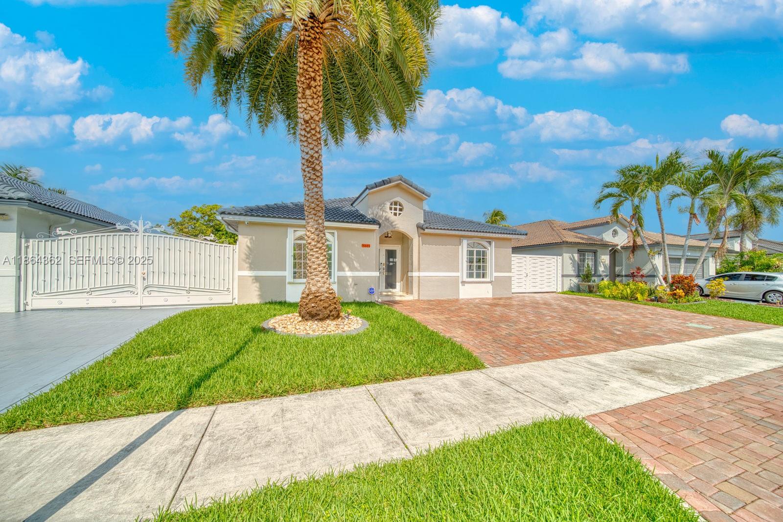 MARALEX HOMES - Residential