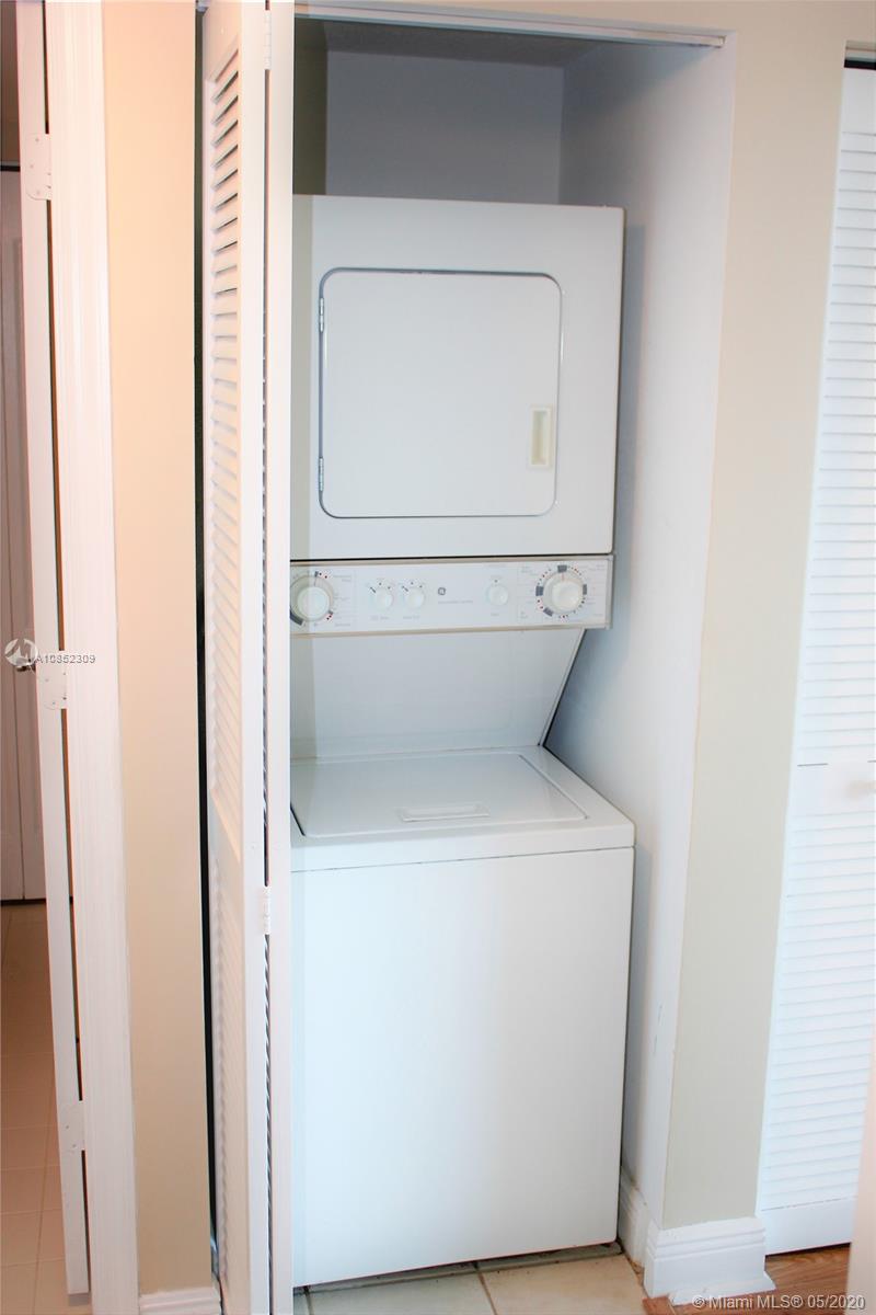 DOUGLAS PLACE CONDO - Residential Lease