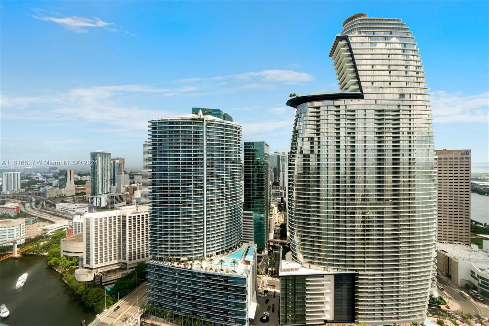 ICON BRICKELL I - Residential Lease