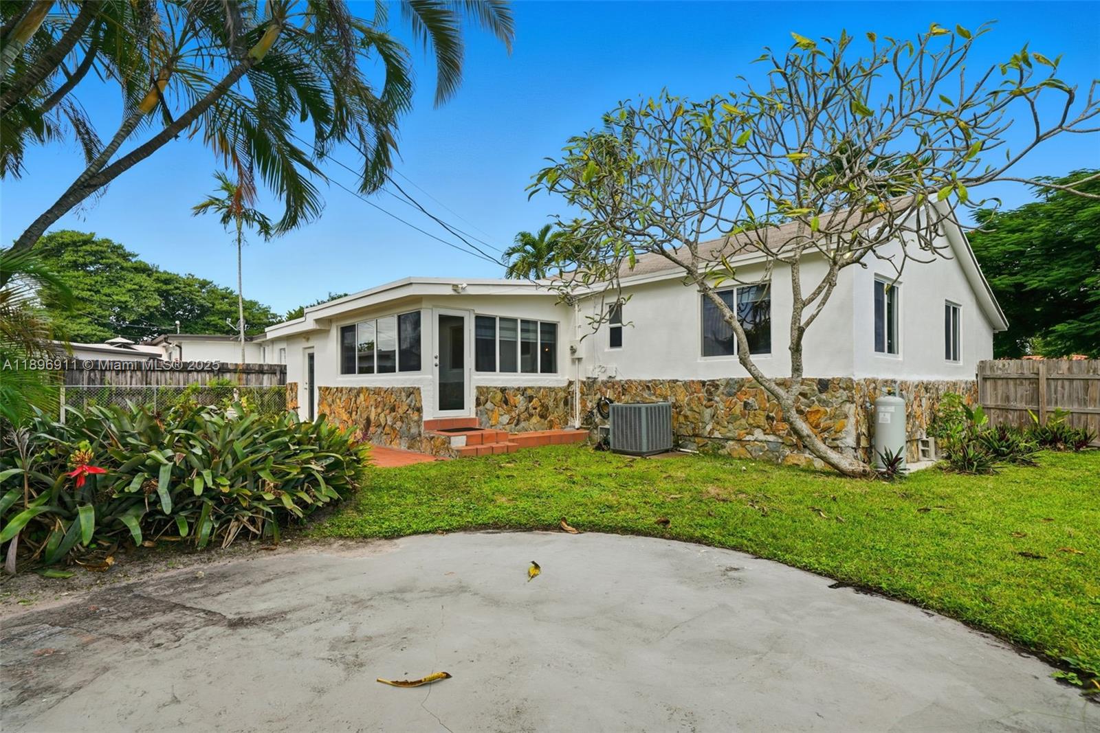 CENTRAL MIAMI PART 2 - Residential Lease