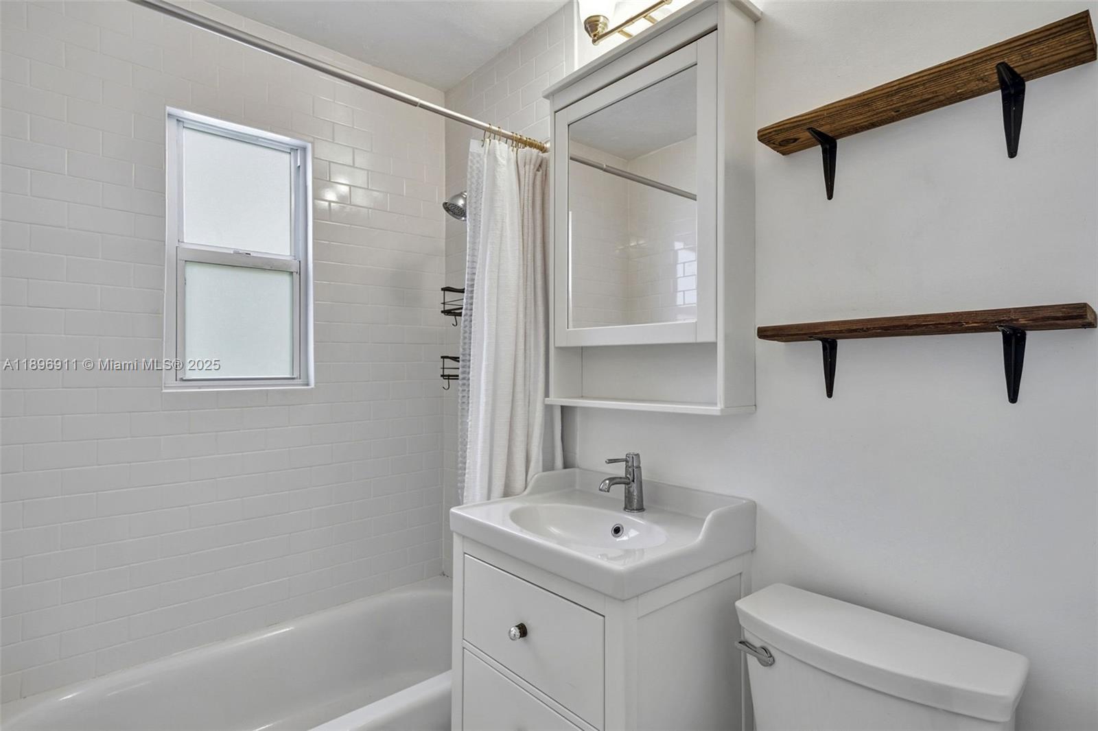 CENTRAL MIAMI PART 2 - Residential Lease
