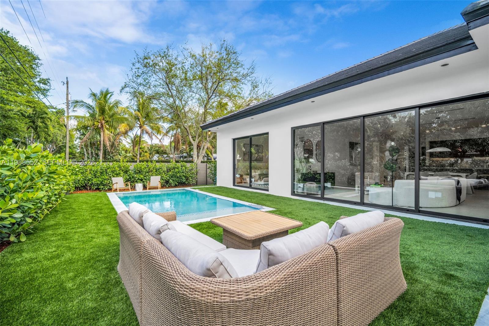 DUNNINGS MIAMI SHORES EXT - Residential