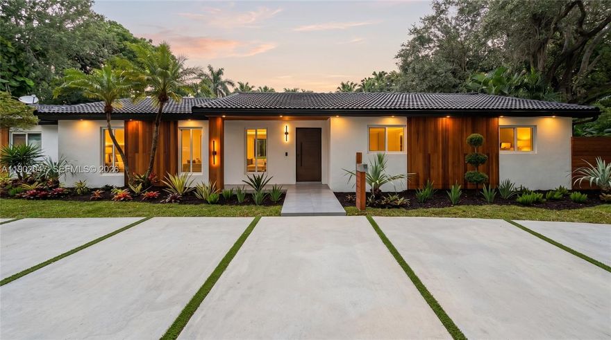 Spacious 6-bedroom, 4-bath home on a 16,698 SF lot in the heart of Palmetto Bay.