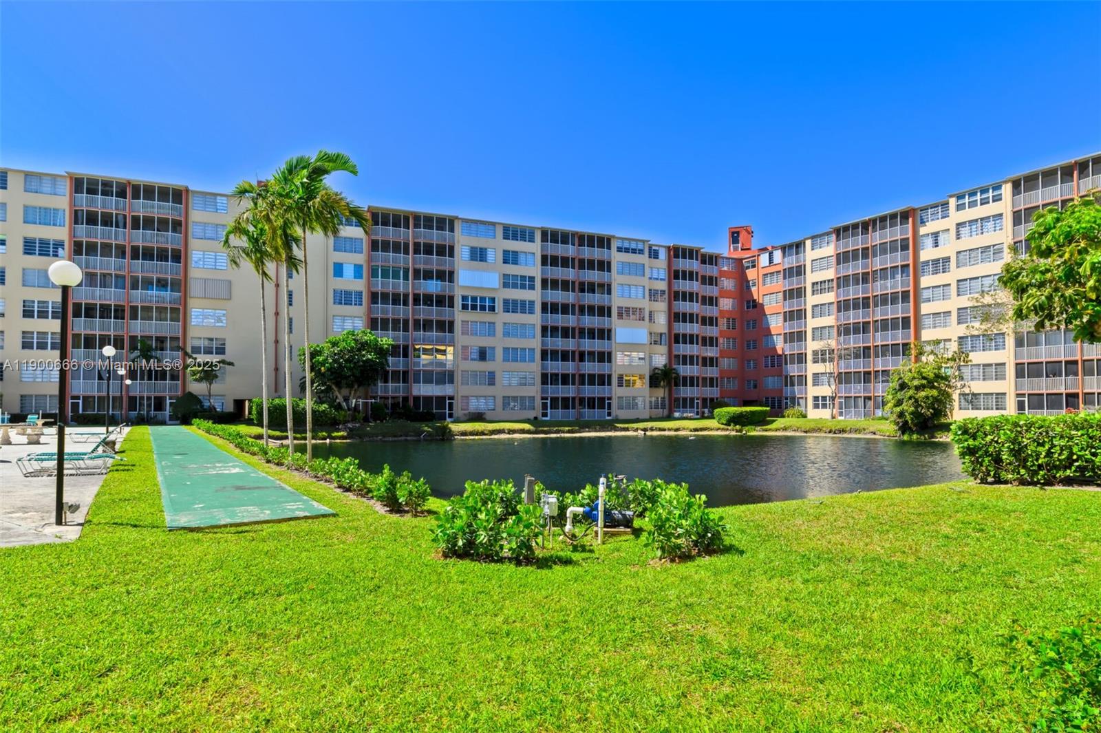 JADE WINDS GROUP - - Residential Lease